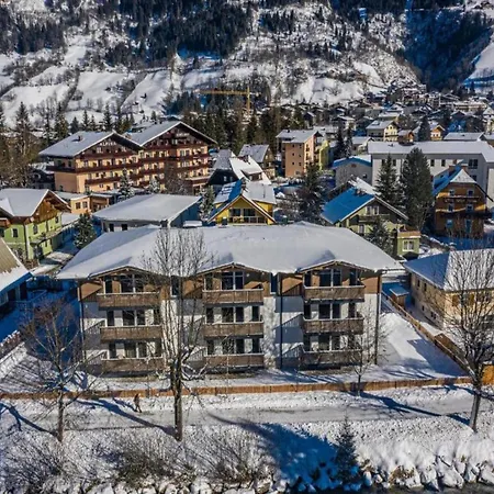 Near Schlossalmbahn I Lift * Bad Hofgastein